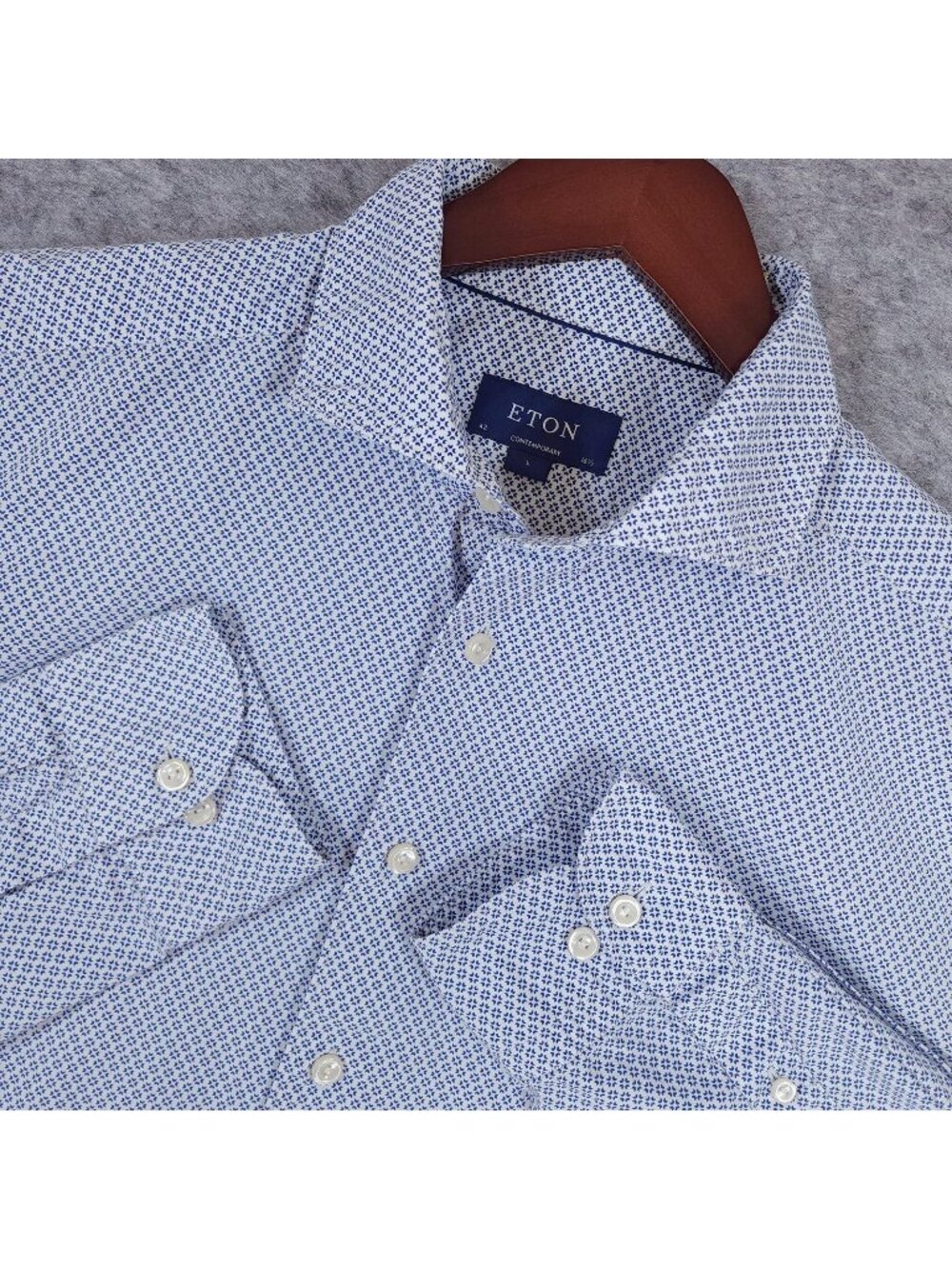 Eton Dress Shirt Large 16.5 Contemporary Fit Blue White Geometric Poplin (Stain)